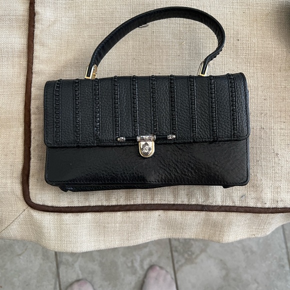 Brighton Black leather textured hand bag - Picture 3 of 17